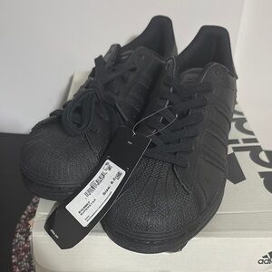 Adidas Men's All-Black Sneakers